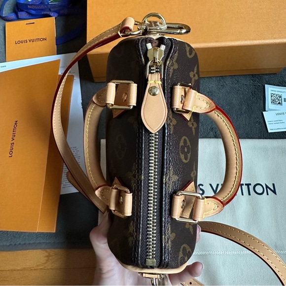 NEW Louis Vuitton LV NANO SPEEDY Monogram 2023 with Removable Adjustable Strap - Picture 2 of 11